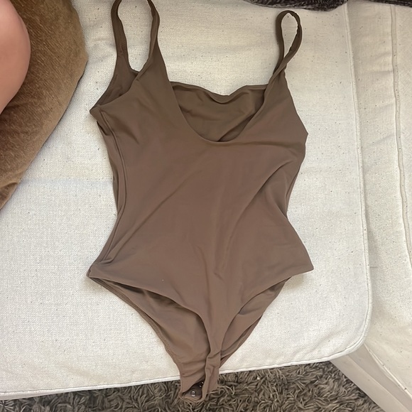Skims bodysuit size M - Picture 3 of 4